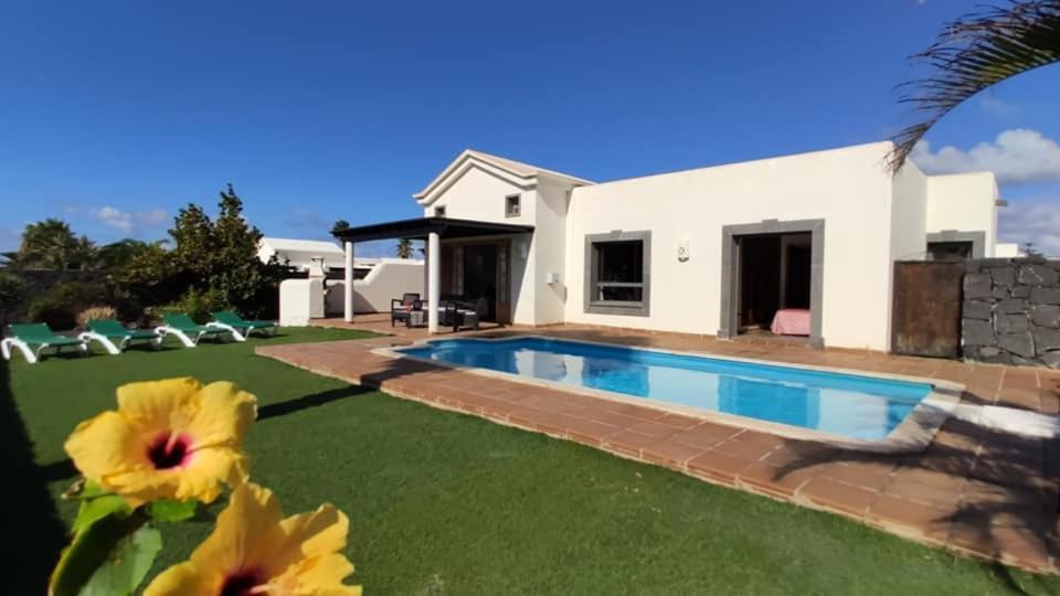 Villa Bol-Can Con Piscina Privada Playa Blanca  Bagian luar foto