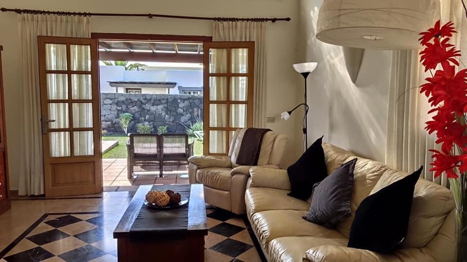 Villa Bol-Can Con Piscina Privada Playa Blanca  Bagian luar foto