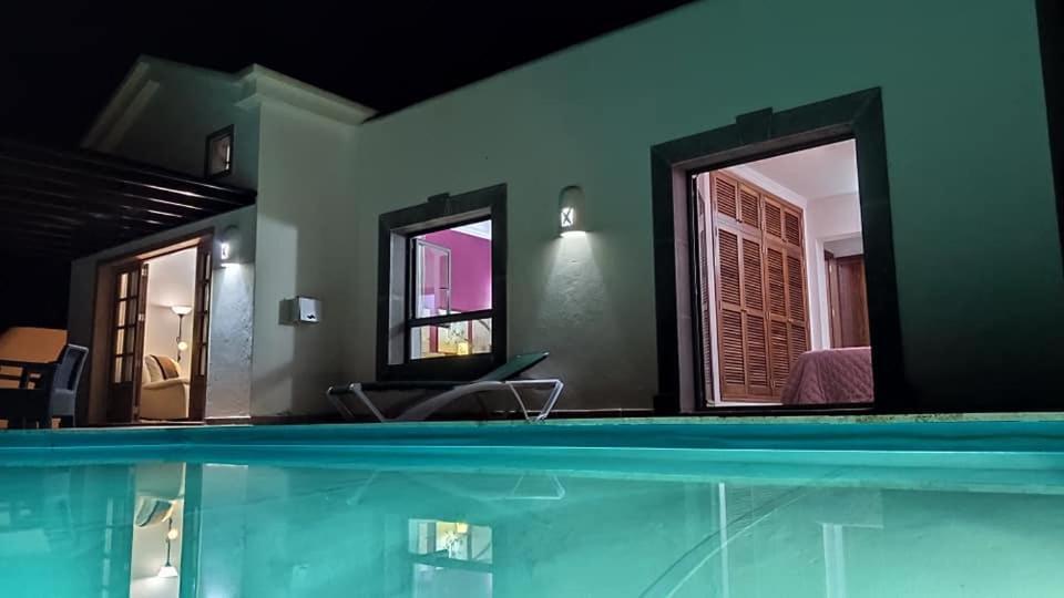 Villa Bol-Can Con Piscina Privada Playa Blanca  Bagian luar foto